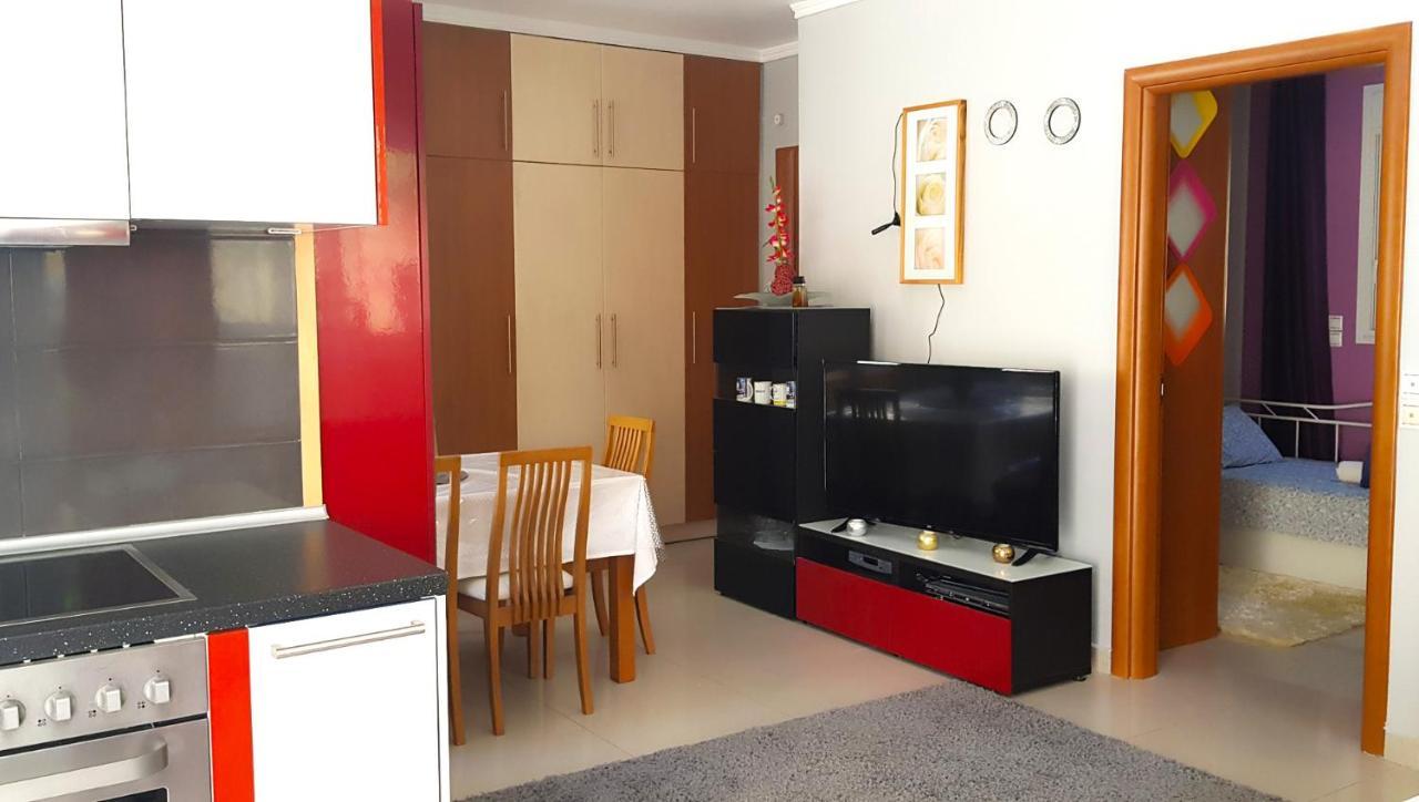 Renovated Lovely Apartment Near Airport & Sea Pórto Ráfti Esterno foto
