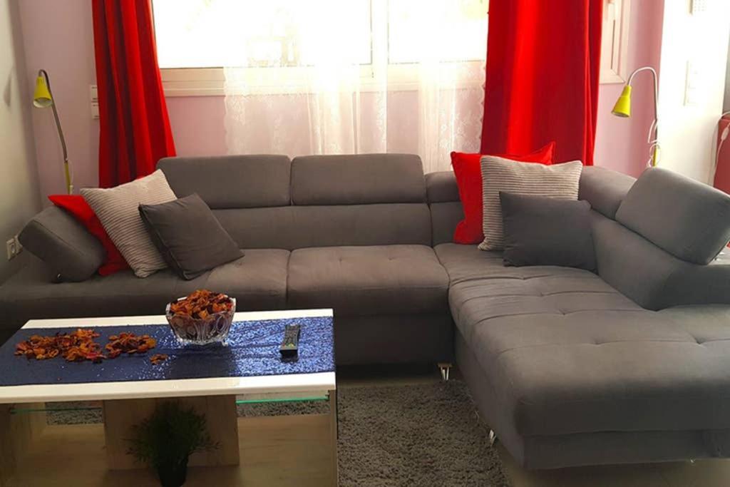 Renovated Lovely Apartment Near Airport & Sea Pórto Ráfti Esterno foto