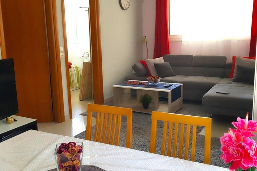 Renovated Lovely Apartment Near Airport & Sea Pórto Ráfti Esterno foto