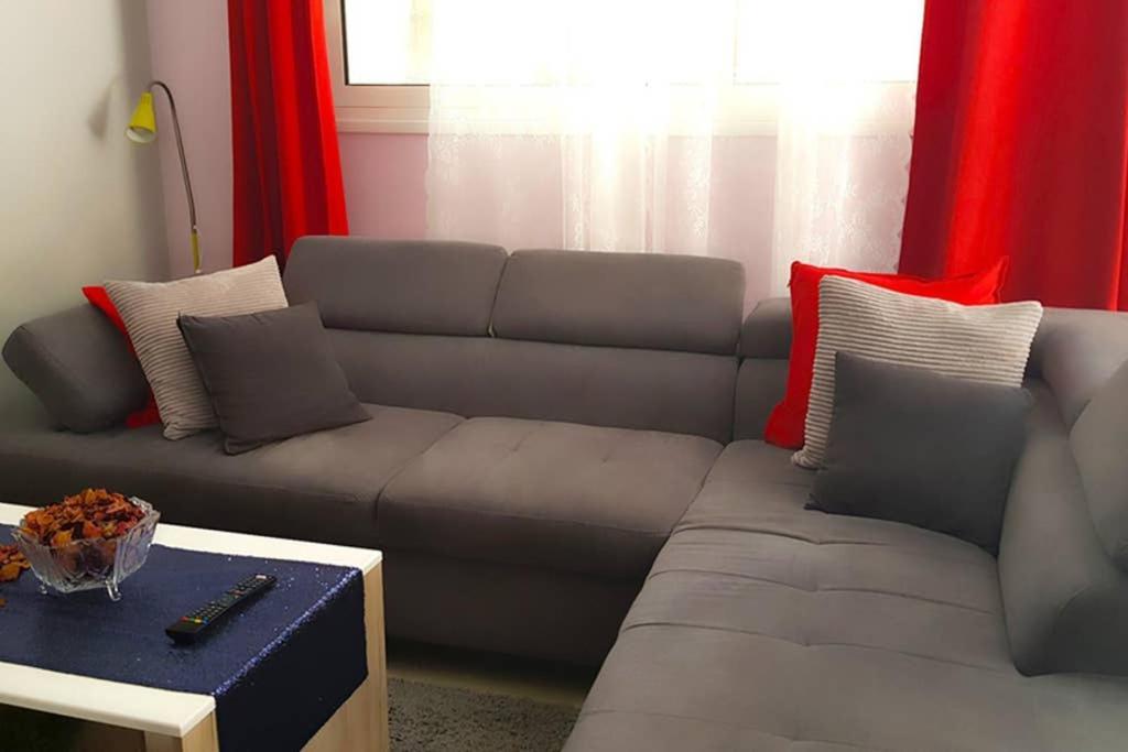 Renovated Lovely Apartment Near Airport & Sea Pórto Ráfti Esterno foto