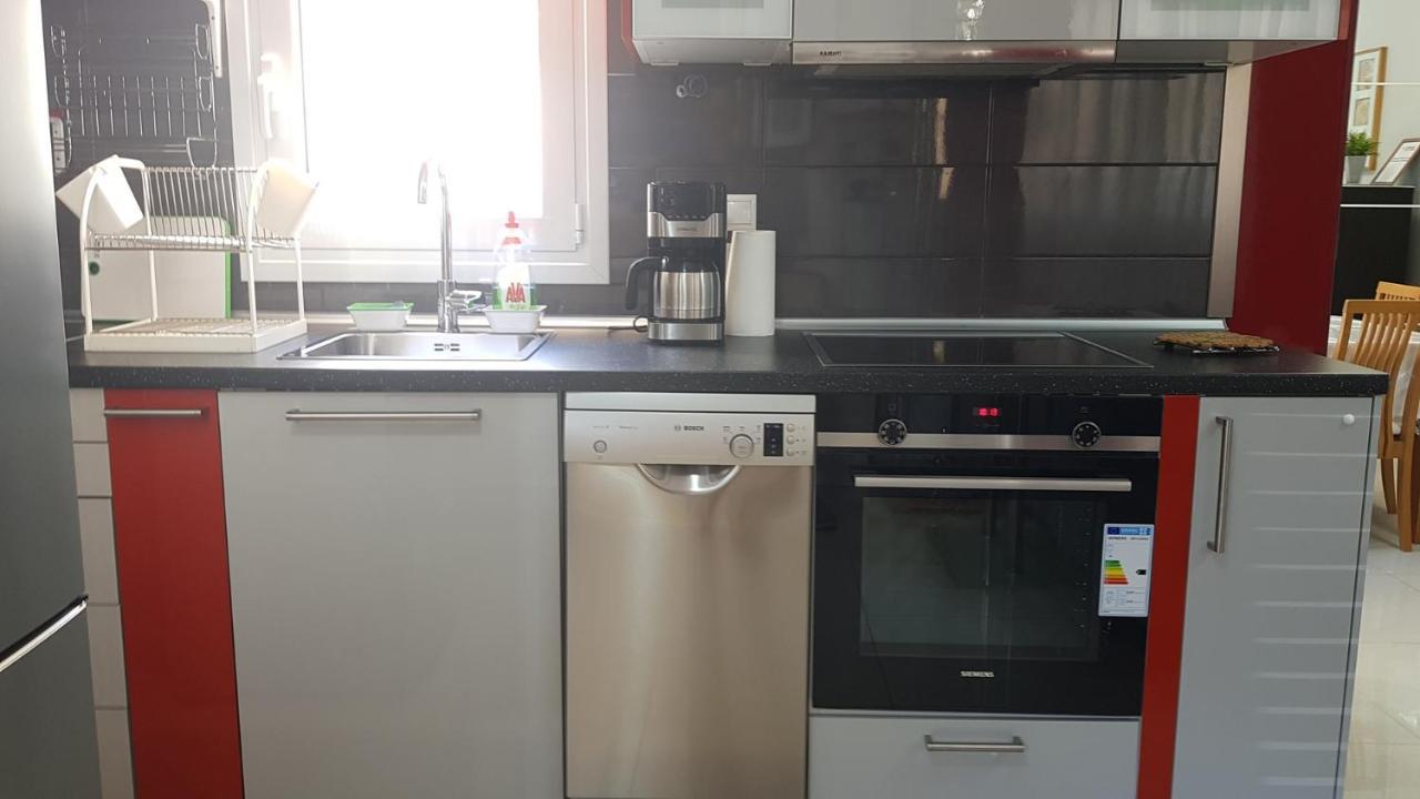 Renovated Lovely Apartment Near Airport & Sea Pórto Ráfti Esterno foto